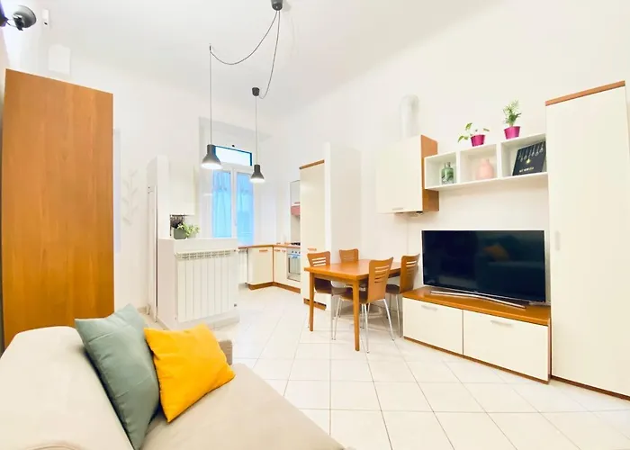 Ringhiera House Tertulliano - Quiet Family Near Fondazione Prada With Free Parking