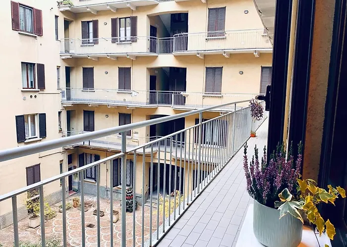 Ringhiera House Tertulliano - Quiet Family Near Fondazione Prada With Free Parking